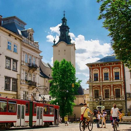 Люкс Апартаменти На Площі Ринок Lviv Exterior foto